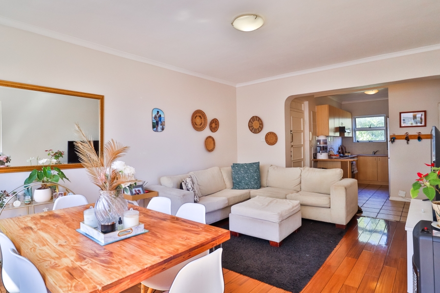 2 Bedroom Property for Sale in Sea Point Western Cape